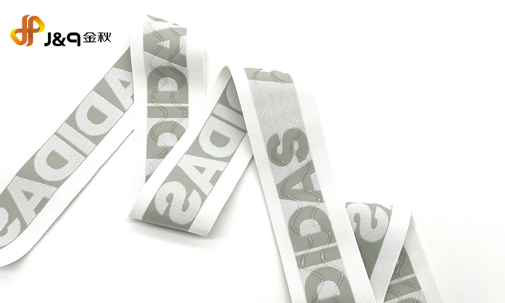 Printed and embossed ribbon Printed and embossed ribbon