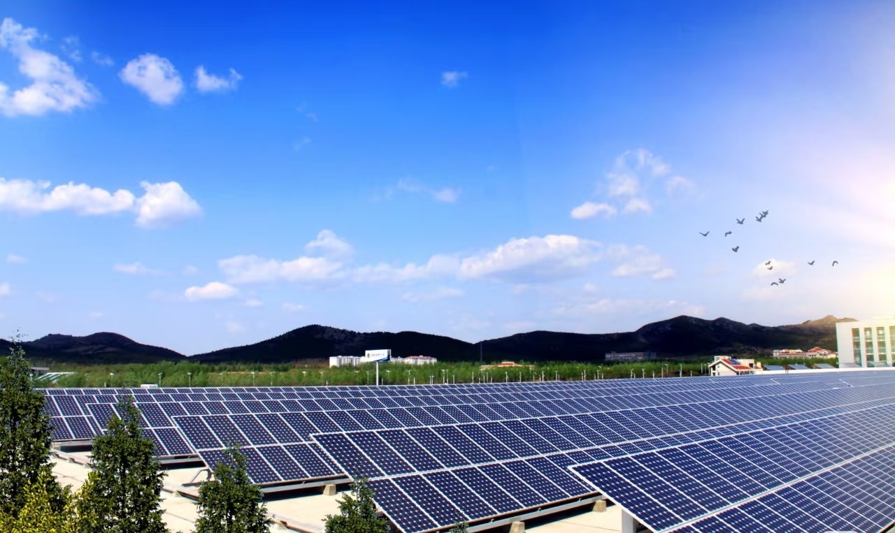 The Photovoltaic Industry Seeks Momentum from Technological Innovation