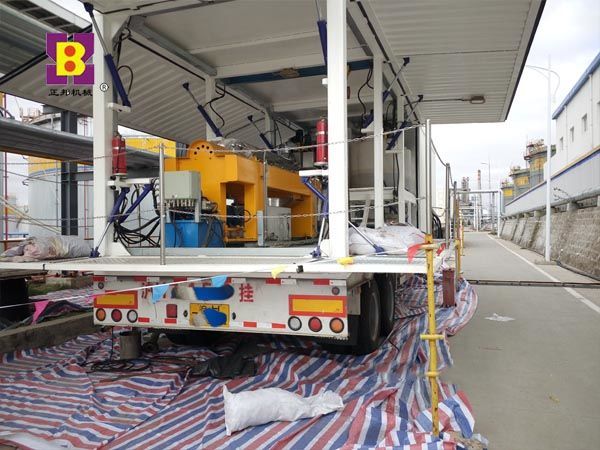 Mobile petrochemical sludge treatment centrifuge Mobile petrochemical sludge treatment centrifuge