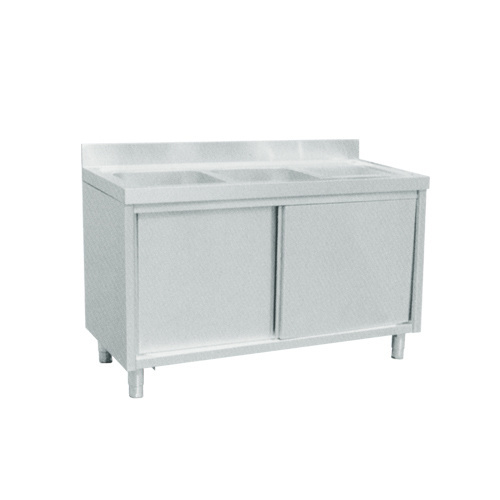 Commercial sink with undershelf