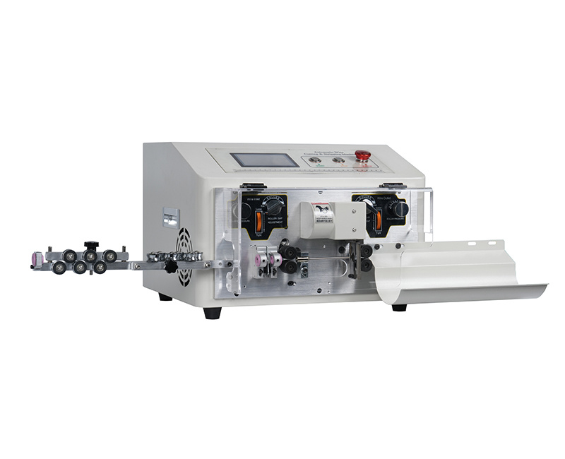 Four-wheel drive wire stripper with touch screen