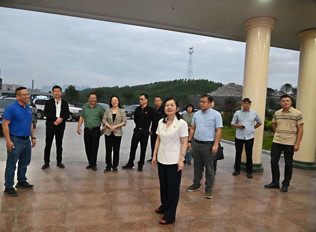 鄧建華調(diào)研環(huán)江祥盛公司項(xiàng)目建設(shè)情況
