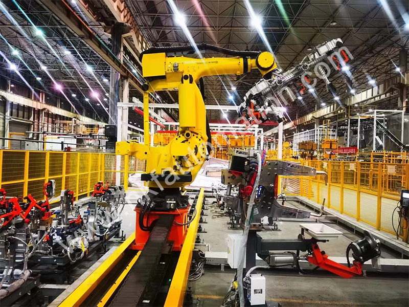 Fanuc Robot and Linear Rail Automatic Handling Workstations Fanuc Robot and Linear Rail Automatic Handling Workstations