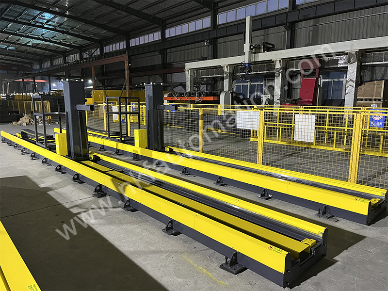 1T payload linear rail supporting QJAR robot 1T payload linear rail supporting QJAR robot