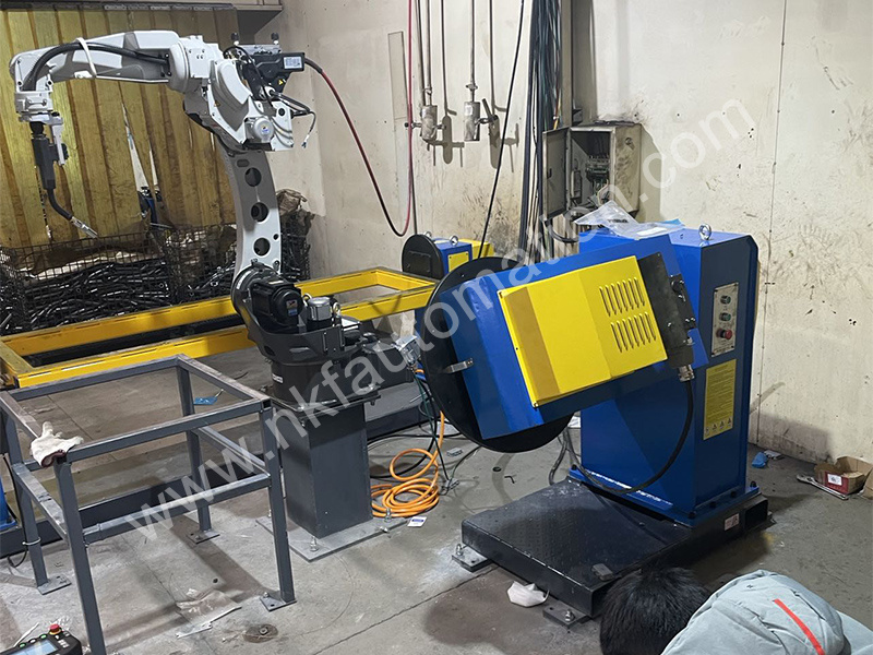 Panasonic Welding Robot and Two-Axis L Type Positioner and Single-Axis Positioner Panasonic Welding Robot and Two-Axis L Type Positioner and Single-Axis Positioner