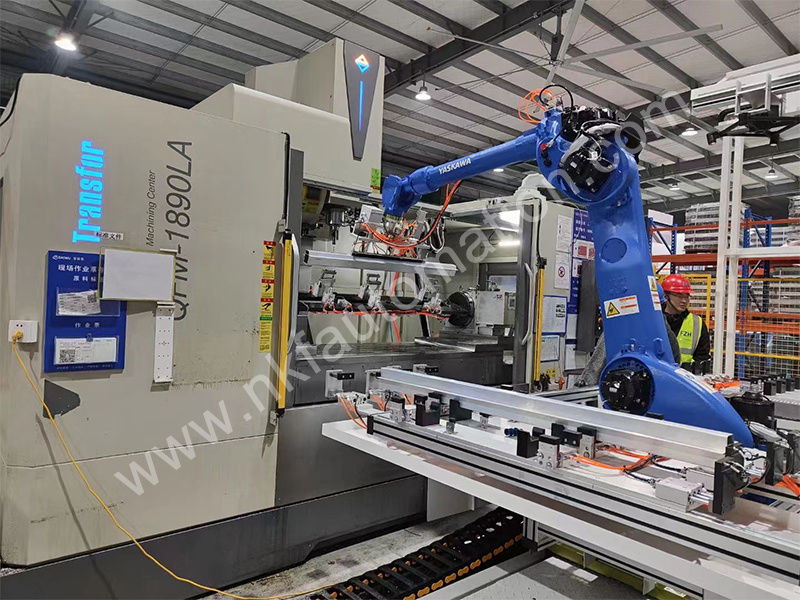 Yaskawa Robot and Linear Rail Automatic machining Loading and Unloading Yaskawa Robot and Linear Rail Automatic machining Loading and Unloading