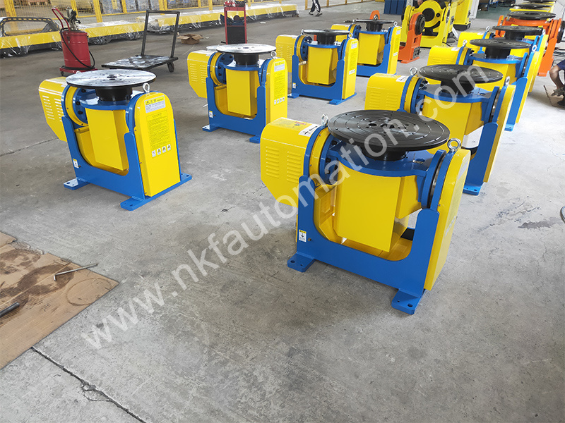 Two-axis P type positioner supporting Nachi robot Two-axis P type positioner supporting Nachi robot