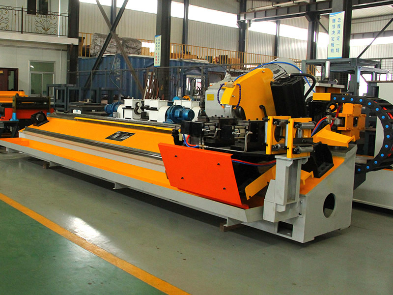 cnc pipe cutting machine/flying saw