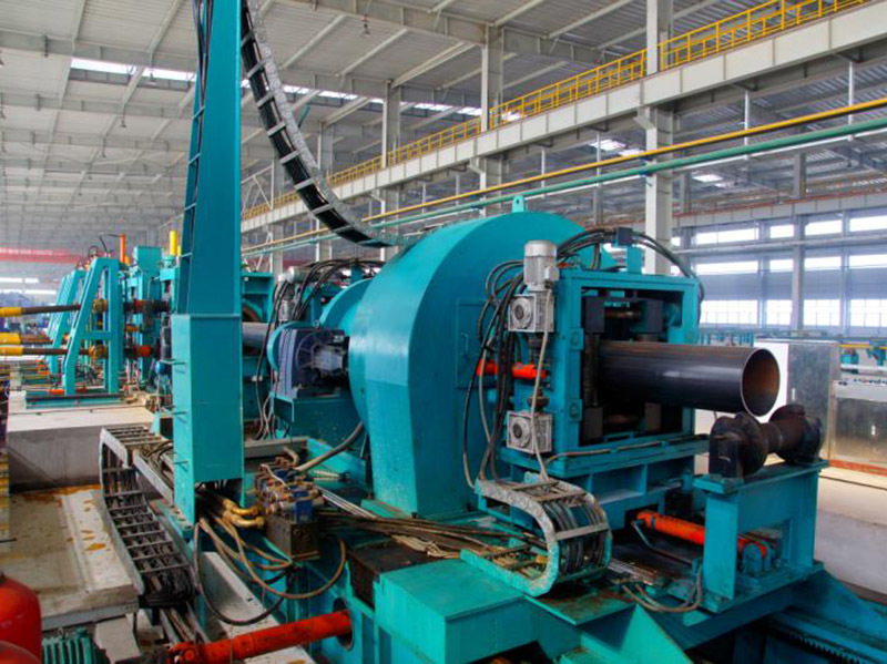 Large diameter tube cold saw machine