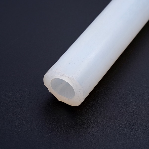 Silicone sealing strip