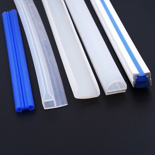 Silicone sealing strip