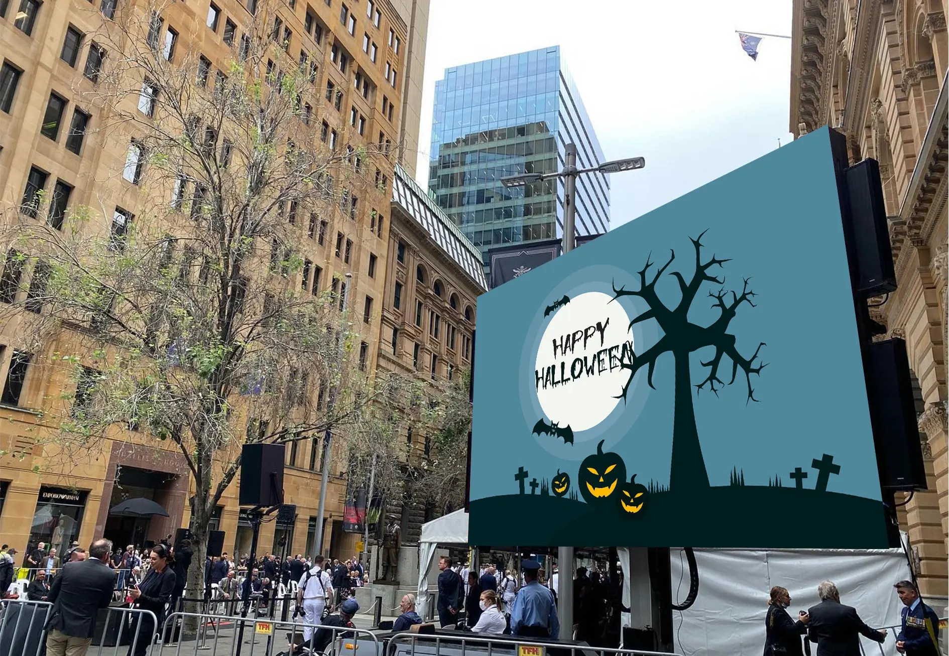 Revolutionize Your Outdoor Advertising with LED Display Screens