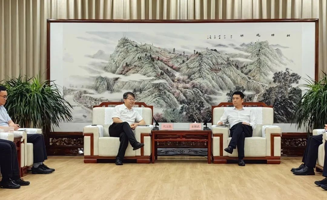 江南化工總裁代五四一行拜訪遼寧工信廳和朝陽(yáng)市政府 深化央企地方合作