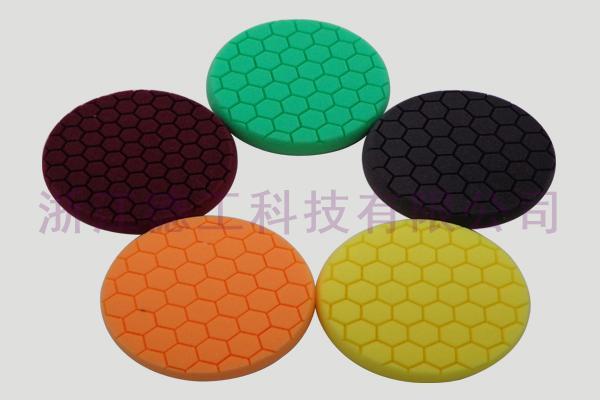 Hexagonal sponge ball