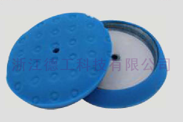 Dotted concave sponge ball