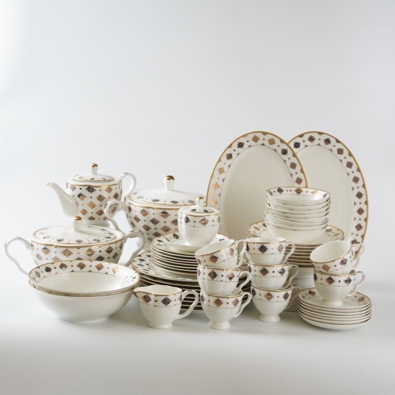 ceramic tableware manufacturer wholsale 61pcs bone china dinnerware sets