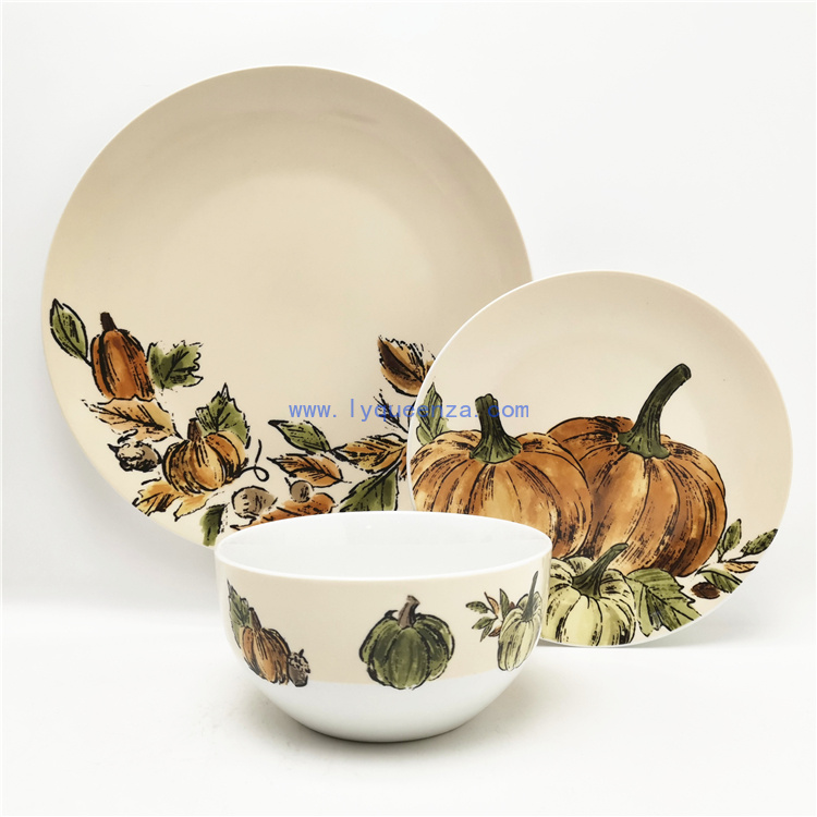 Wholesale 12/18 - Piece Pumpkin - Pattern Decal Porcelain Dinner Set: Embrace Autumn's Charm