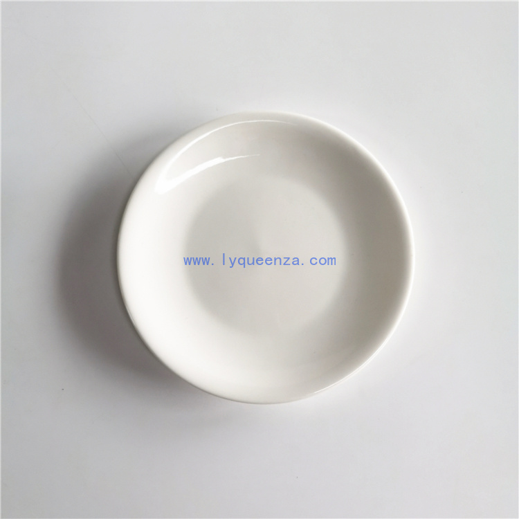 Wholesale 6 - Inch Pure White Porcelain Plate: Timeless Simplicity for Culinary Presentations