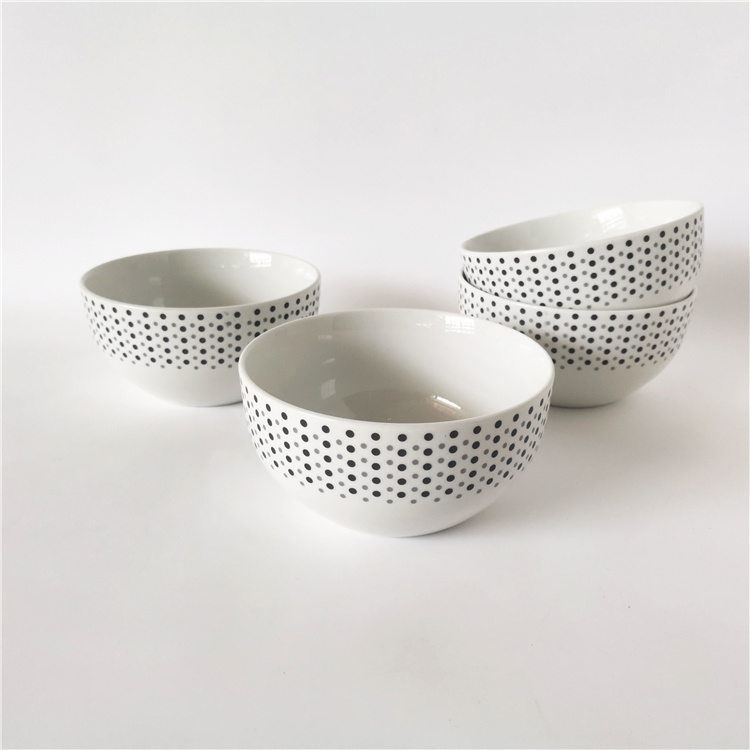 Wholesale 5.5inch Porcelain Bowl with Polka Dots Design