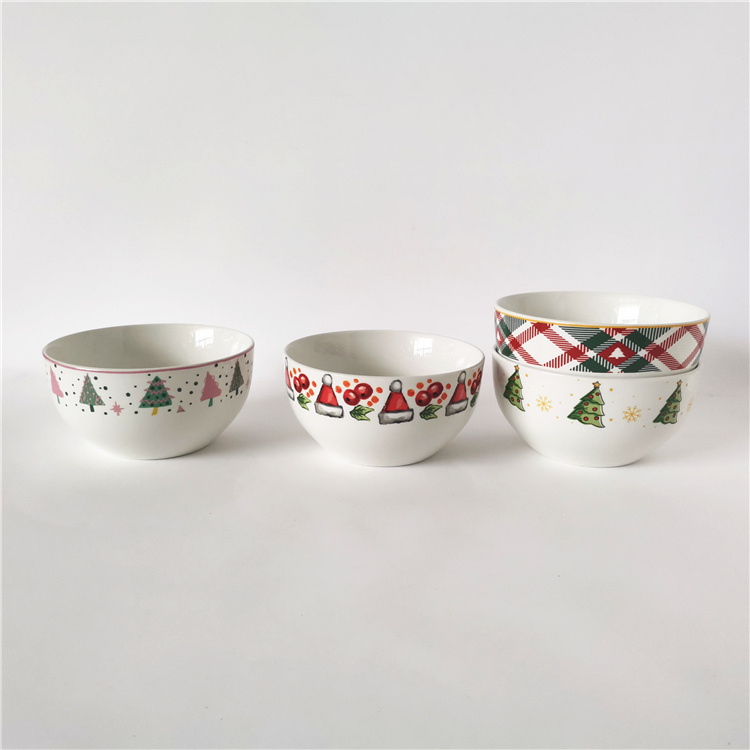 Wholesale 5.5inch Porcelain Bowl with Christmas Tree Design
