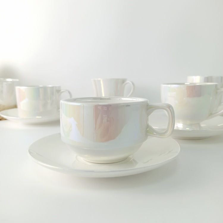 Ceramic Cup and Sauce pearl glazed