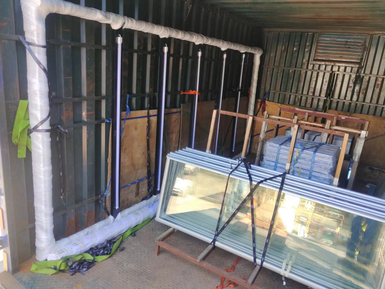 「前展示+后补货」一扇门搞定!冷库后补展示门窗 3 大核心设计,省电 30% 不起雾! 「前展示+后补货」一扇门搞定!冷库后补展示门窗 3 大核心设计,省电 30% 不起雾!