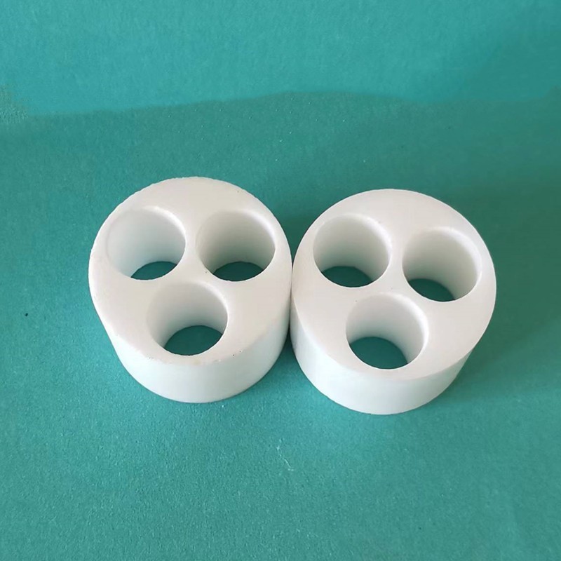 Three-hole magnesium ring