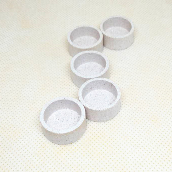 Magnesium oxide cup