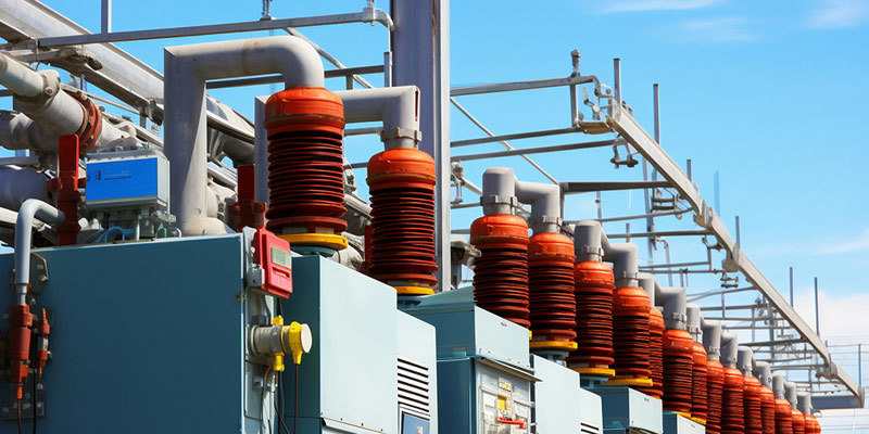 How many installation methods are there for outdoor transformers? What are the general requirements for installation?