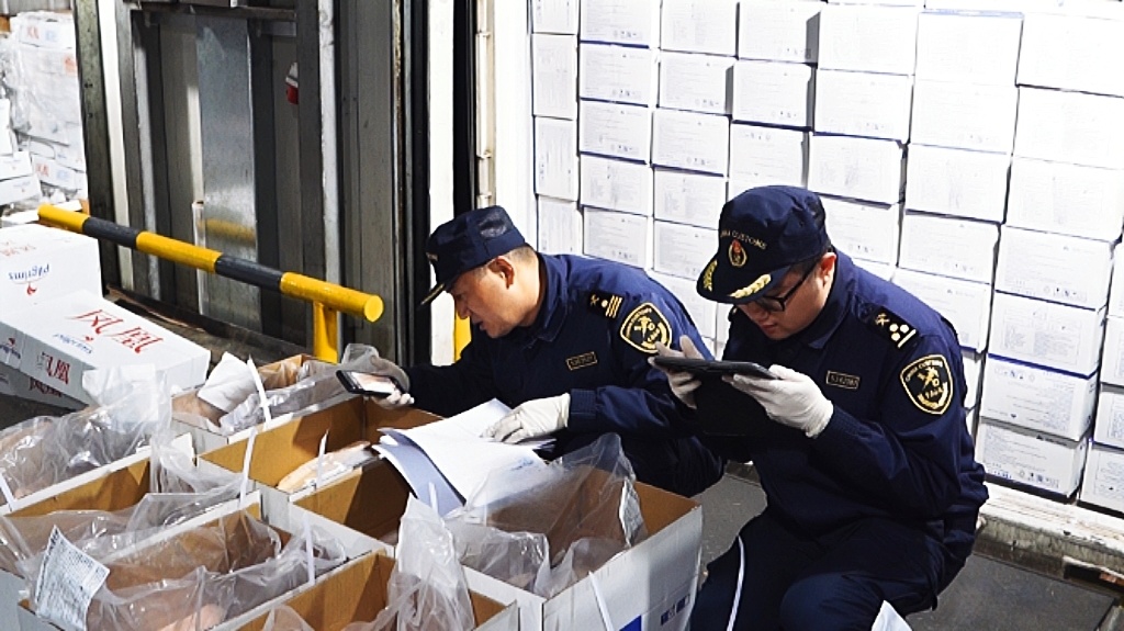 南方日报、南方+：深企首船老挝巴沙鱼入华，中老渔业合作结鲜食硕果