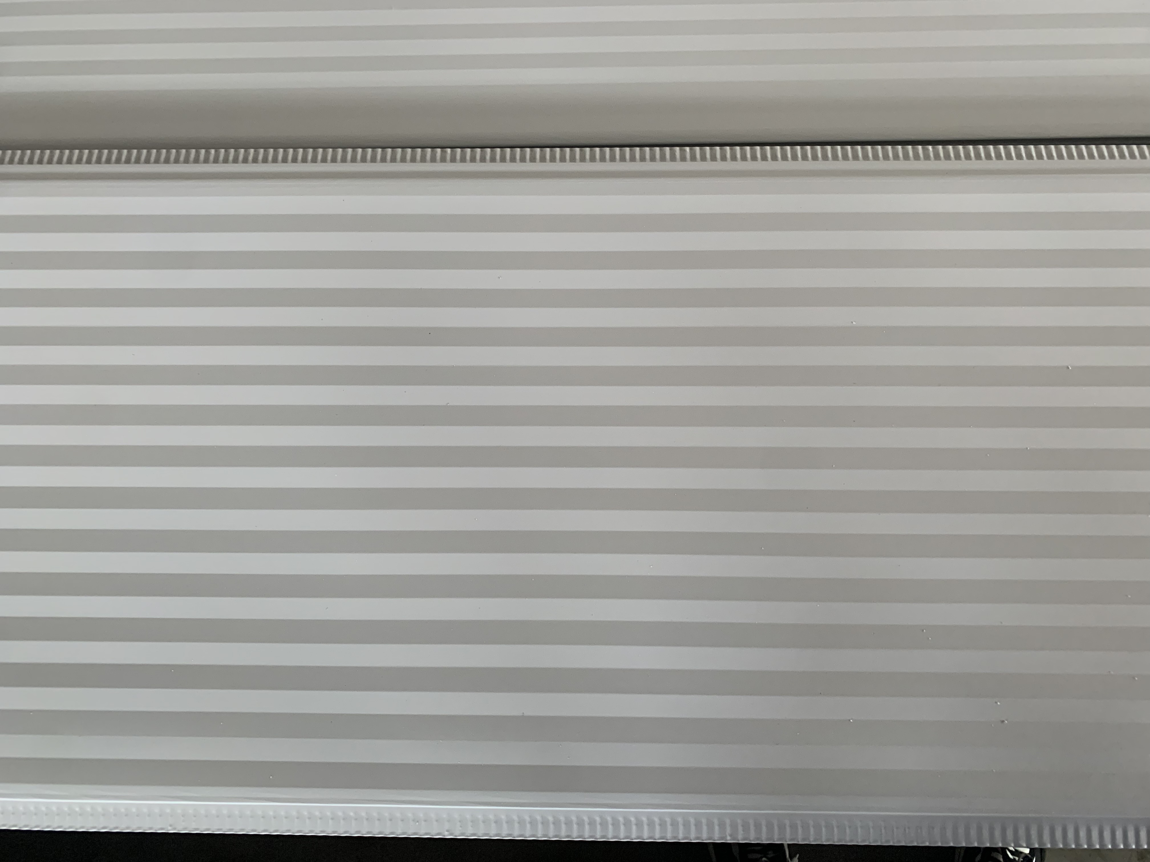 Light gray corrugated pattern 1.6cm thickness PU Sandwich wall panel