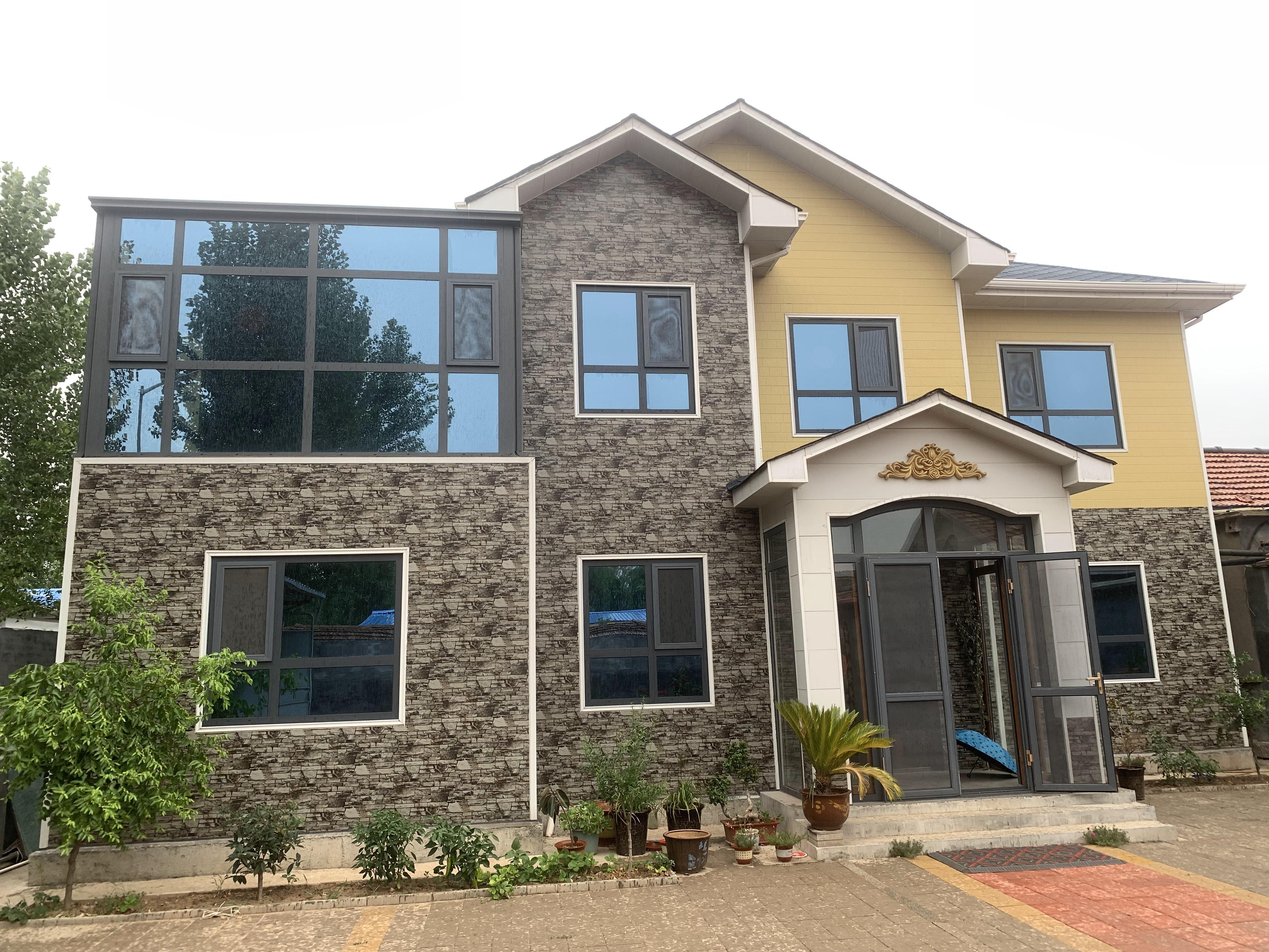 Two floor light steel villa with pu sandwich wall panel outside