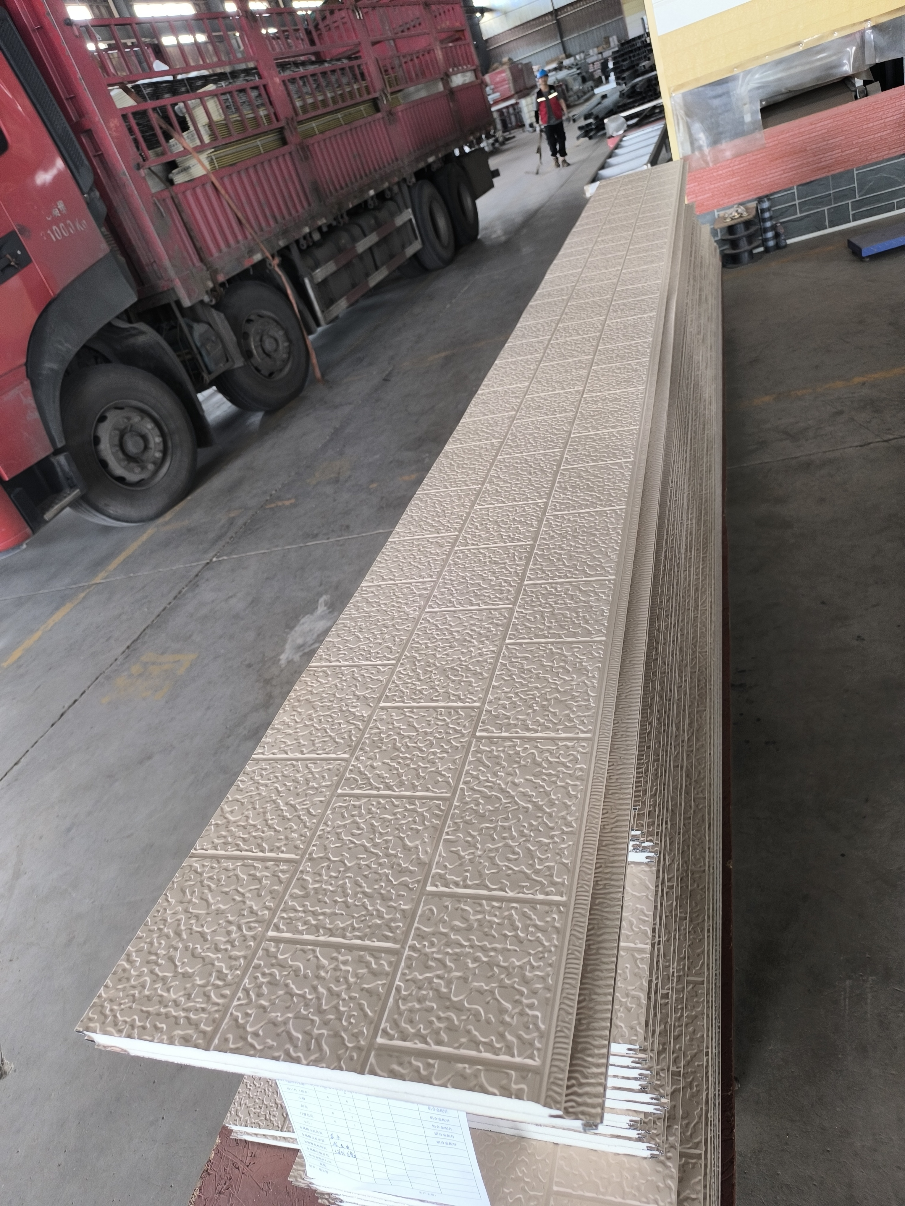 Slight purple yellow three bricks pattern 1.6cm thickness PU Sandwich wall panel