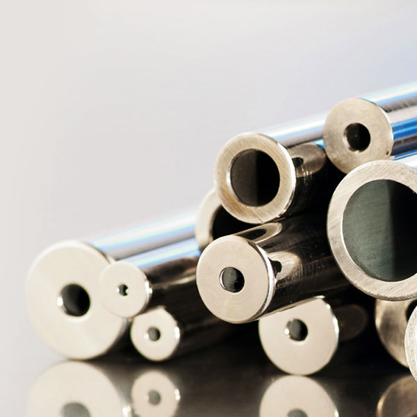 High pressure oil pipe