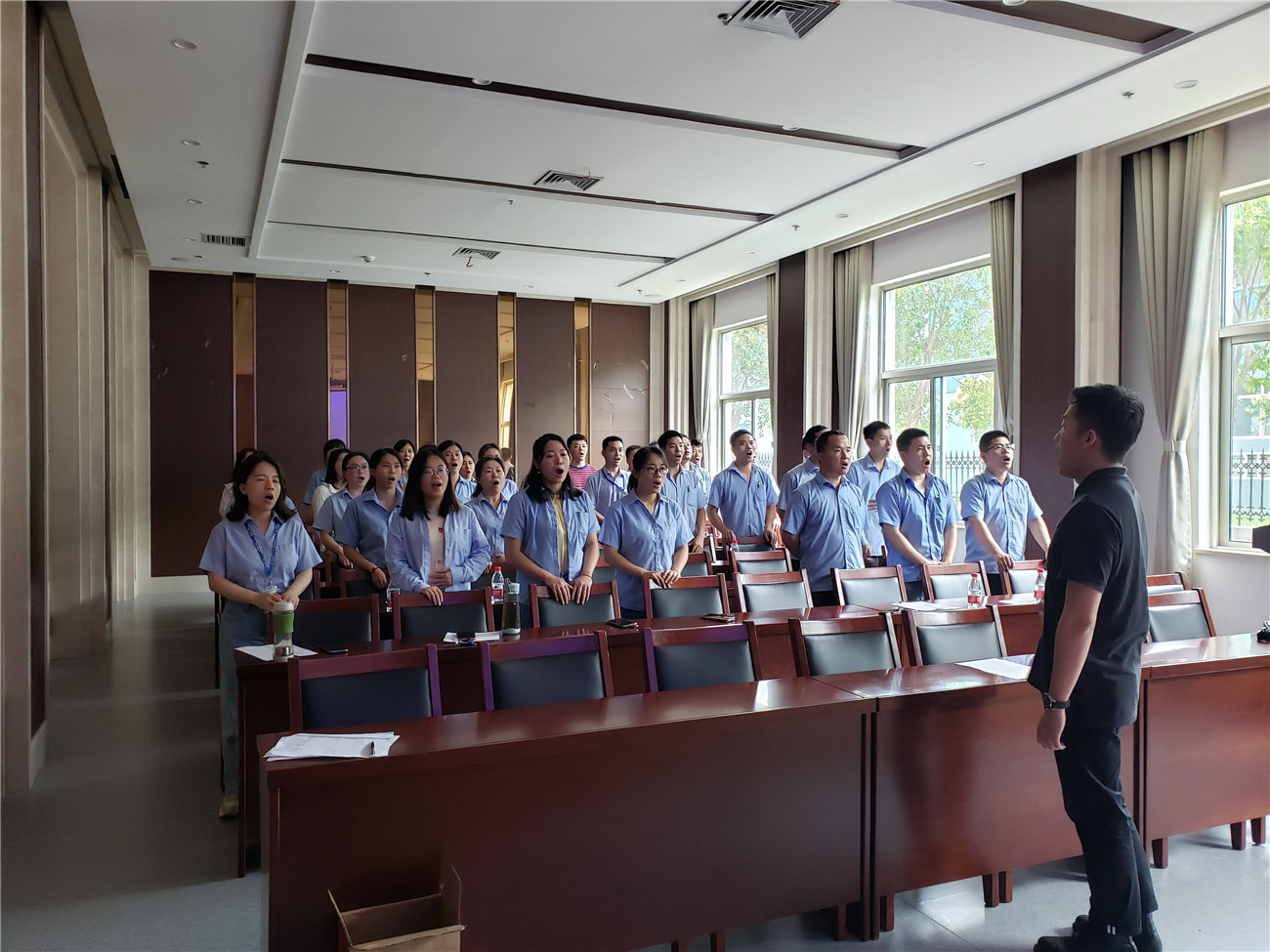 Luoyang Jinlu Cemented Carbide Tools Co., Ltd. participated in the “Stars Illuminate Central Plains Singing a New Era” in the High-tech Zone of the High-tech Zone-a mass chorus competition celebrating the 100th anniversary of the founding of the Communist Party of China