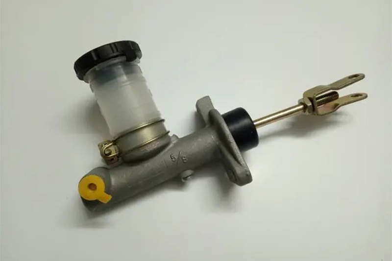 Do you need to replace the clutch master and slave pumps together?