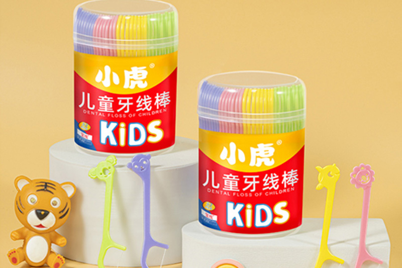 小鹿妈妈|儿童更需要用牙线