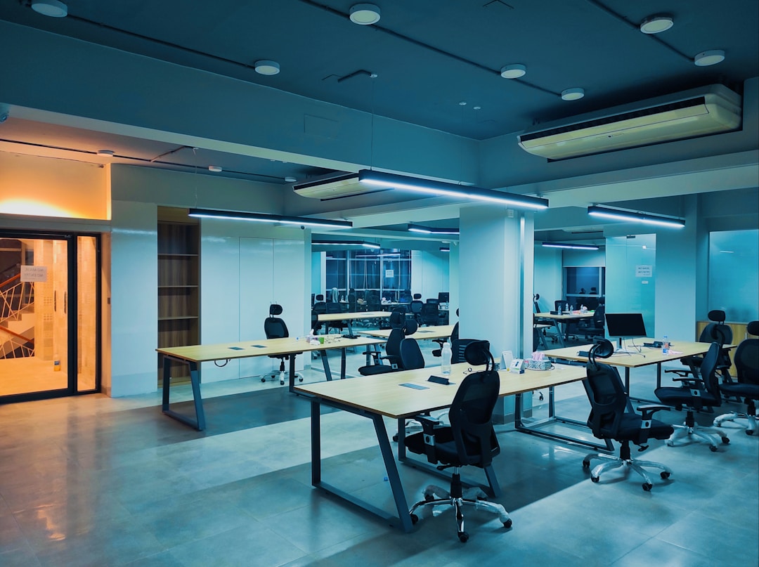 What kinds of desks last What kinds of desks last