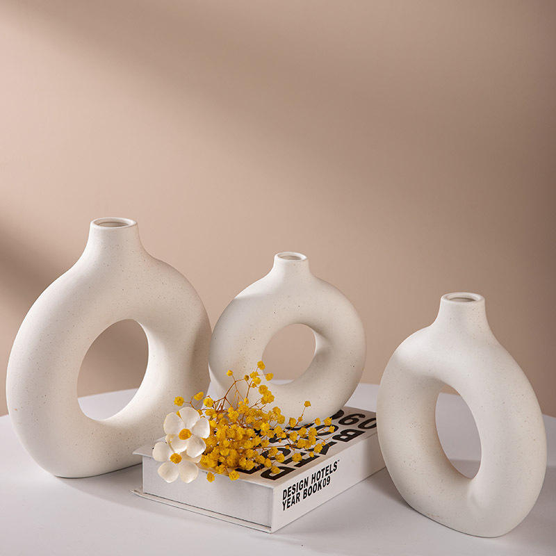 Nordic Decor Farmhouse Small and Large Circular Hollow White Black Modern Ceramic Vase Round Ring Donut Vase