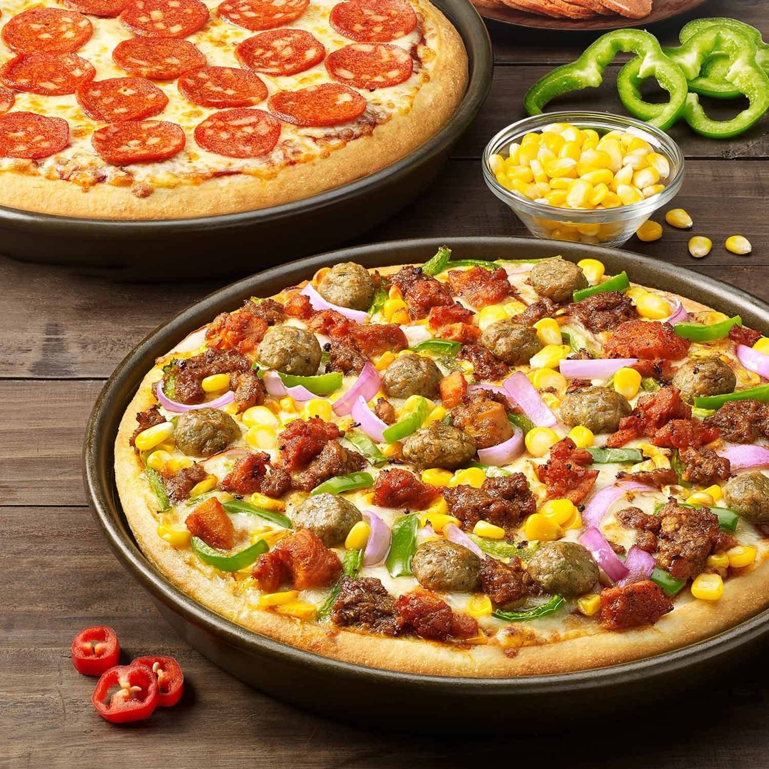 Wideny Home Restaurant Popular Carbon Steel Nonstick Coating Pizza Pan,Bakeware 12 Inch Round Pizza Tray with Holes 