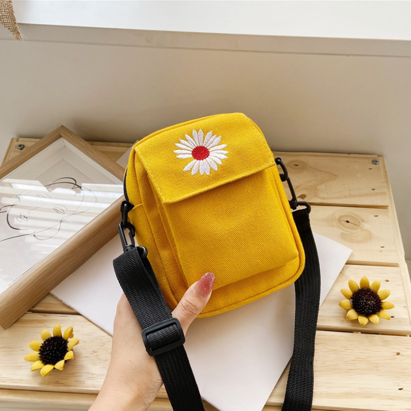 Young ladies popular small vintage mini cell phone canvas trendy sling bag for girls teenagers