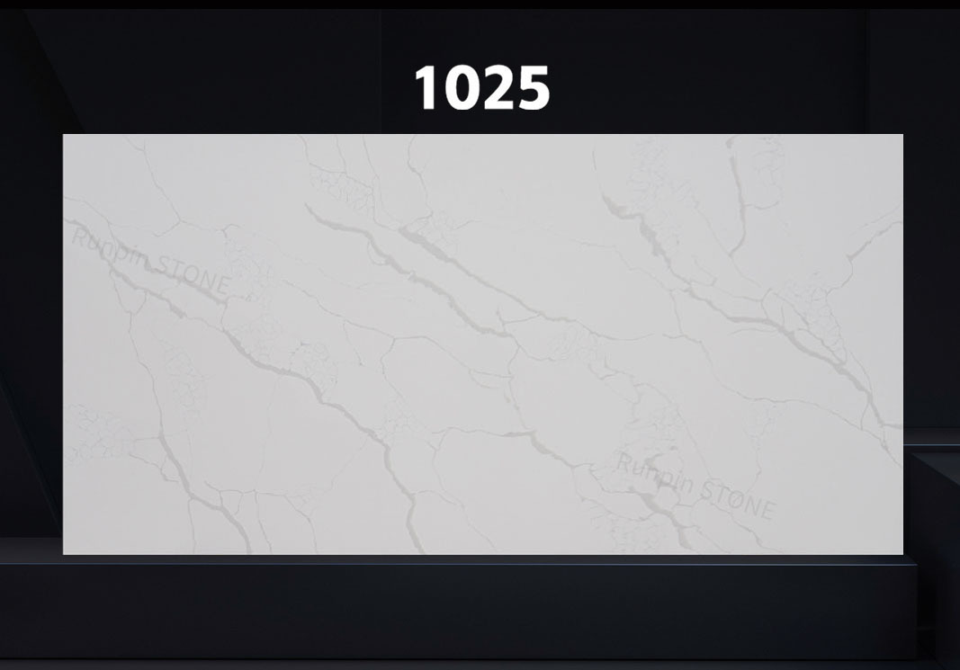 كوارتز عادية 1025