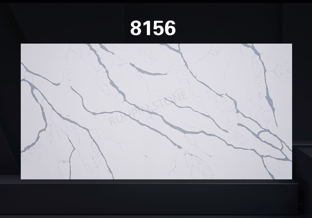 Ordinary quartz 8156