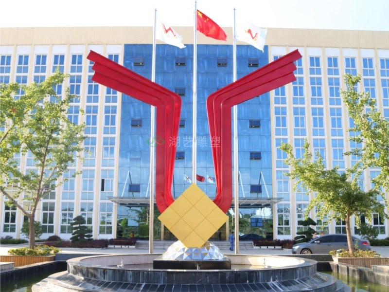 武漢鐵路局大型養(yǎng)路機械運用檢修段雕塑之"騰飛"-不銹鋼雕塑