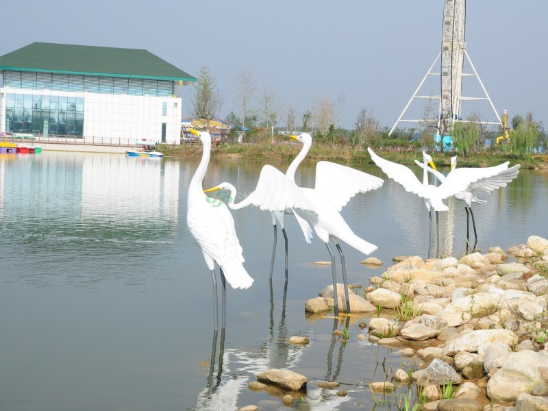 山東臨沂魯南動(dòng)植物園雕塑"白鷺"-鍛銅雕塑