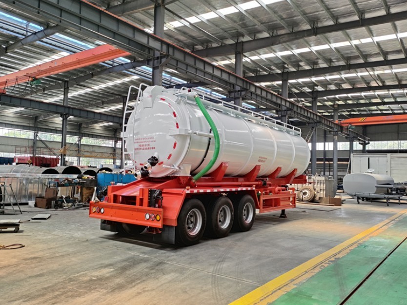 3 Axle 20000 Liter Vacuum Suction Semi Trailer 3 Axle 20000 Liter Vacuum Suction Semi Trailer