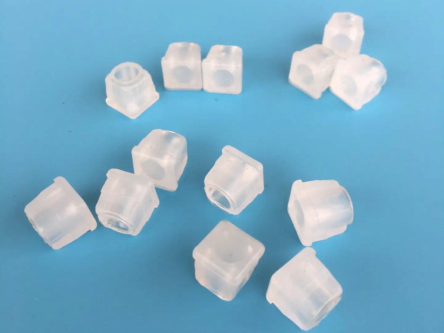 塑料管塞的材质有哪些