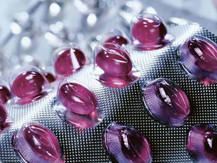 What are the main applications of medicinal aluminum foil?