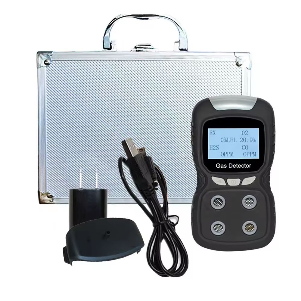 Portable voice type Four-in-one gas detector
