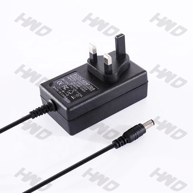 Adaptador de 12V 2.5A